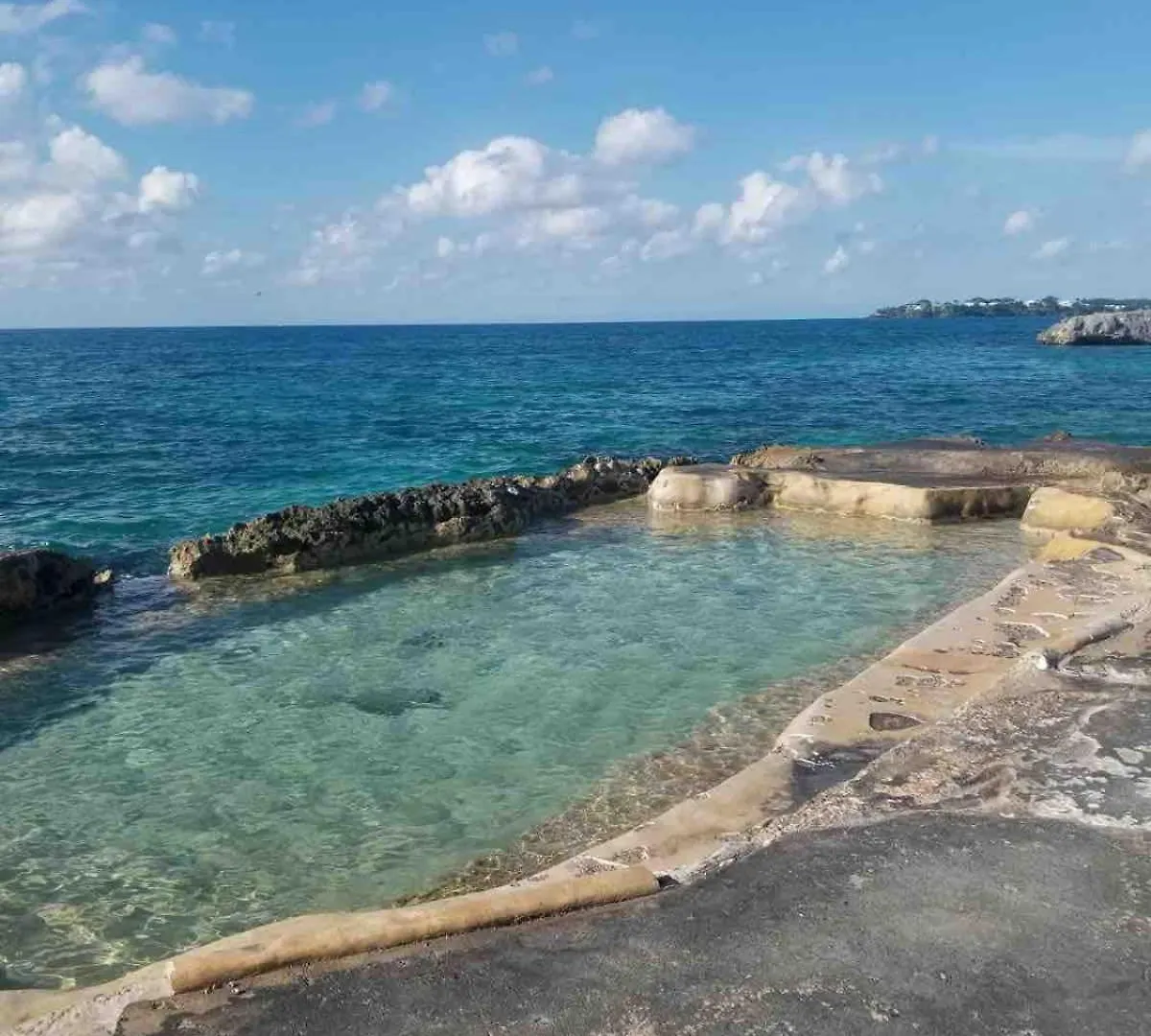 Coastal Haven -Oceanfront Escape Apartment Orange Bay Jamaica